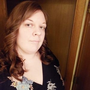 Meet your Posher, Nichole